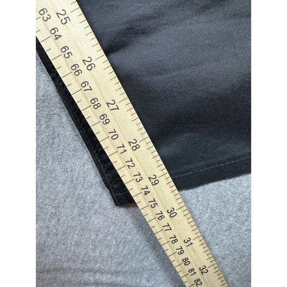 New Levi’s High-Waisted Mom Jeans Tapered Leg Black 31x30 NWT Irregular - Picture 9 of 9